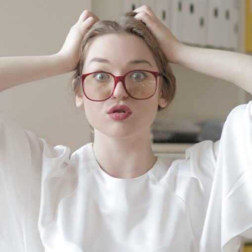 What To Press First While Braking, Clutch Or Brakes?